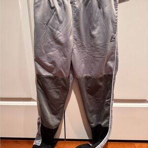 Reebok Kids Light Gray & Black Colorblock Joggers